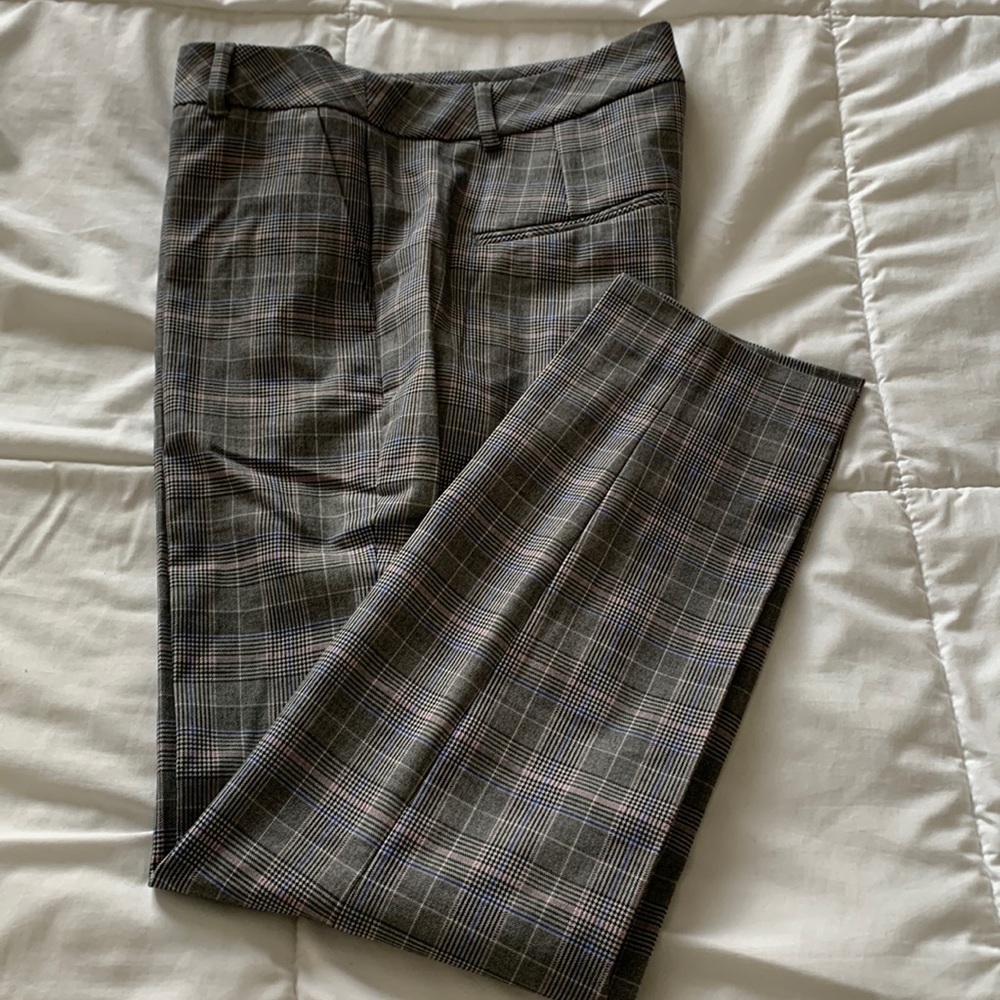 Dres pants, size 8. Never worn but took tags off
